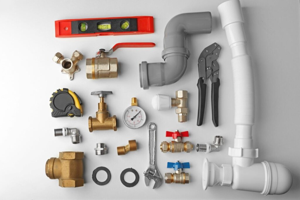 Przetargi na usługi hydrauliczne przyciągają wielu graczy, zarówno krajowych, jak i międzynarodowych